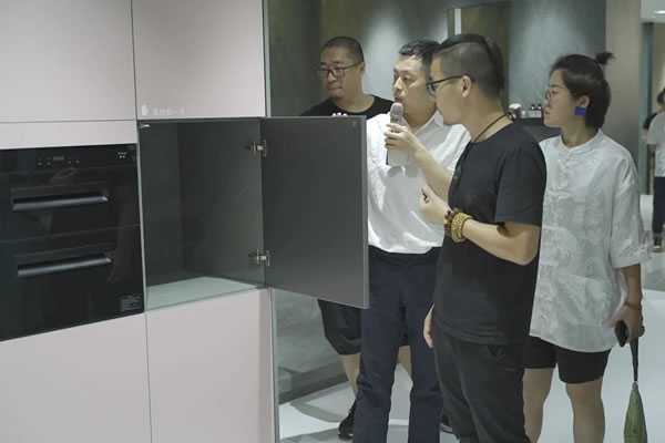 LA`BOBO巖板家居|這家網(wǎng)紅巖板家居展廳又被打卡啦！