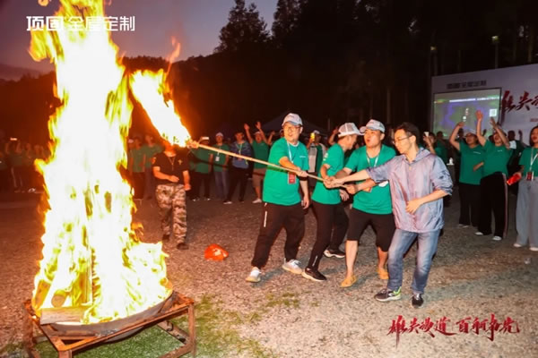 頂固全屋定制色之旅暨親親季6誓師大會完美收官