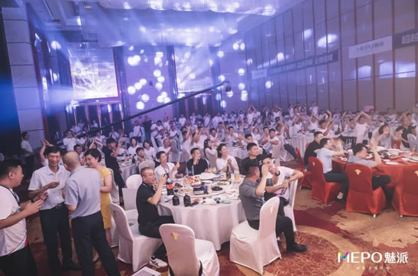 魅派智能全屋定制：2021全國(guó)優(yōu)秀經(jīng)銷(xiāo)商峰會(huì)暨2022新品發(fā)布會(huì)盛大召開(kāi)！