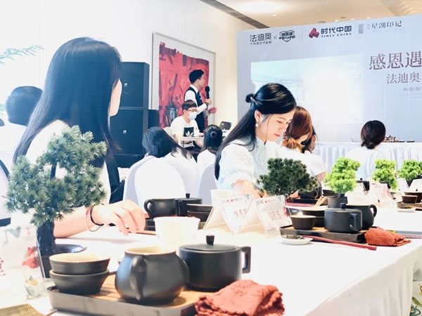 法迪奧不銹鋼藝術(shù)家居肇慶旗艦店VIP客戶茶藝沙龍優(yōu)雅呈現(xiàn)