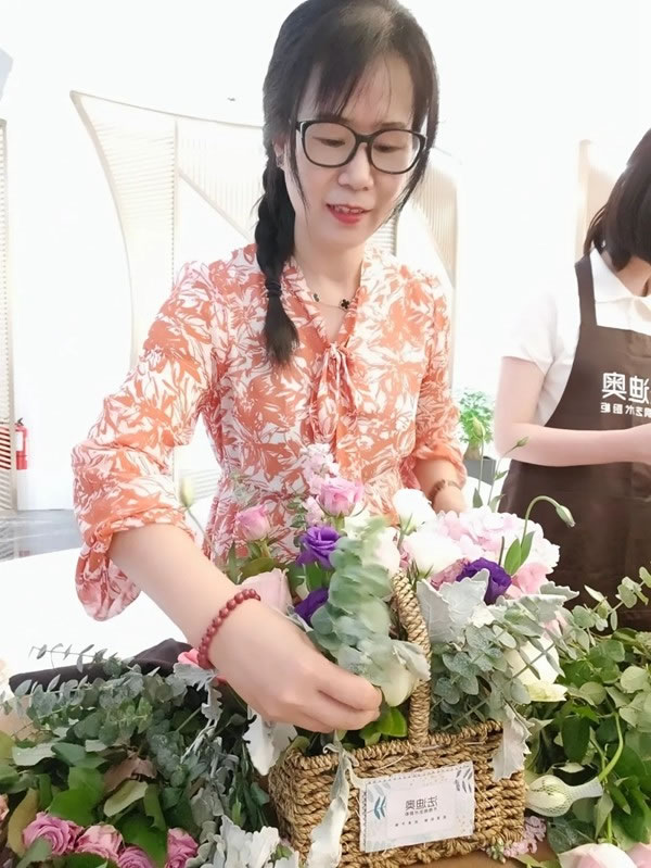 邂逅法迪奧不銹鋼藝術(shù)家居老客戶(hù)愛(ài)家花藝沙龍