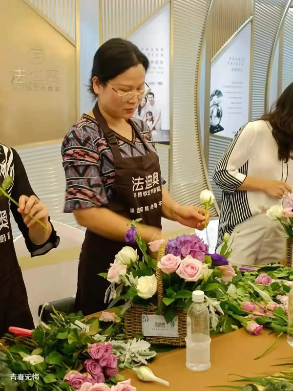 邂逅法迪奧不銹鋼藝術(shù)家居老客戶(hù)愛(ài)家花藝沙龍