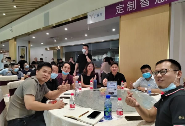 合生雅居全屋定制聯(lián)同吉盛偉邦 共同建設(shè)三翼鳥001號廣州最大家居體驗中心