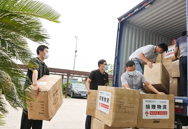 山鳴谷應 共克時艱 | 東方邦太整體家居向一線防疫工作者捐贈防疫物資