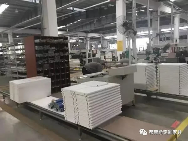 蒂萊斯全屋定制聯(lián)合定制相關(guān)企業(yè)合作運(yùn)營(yíng)，搶灘整裝定制高地。