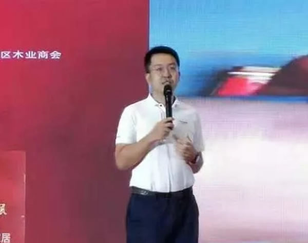 天湘板業(yè)再摘“中國板材國家品牌”、“2020年度十大飾面板品牌”榮譽(yù)稱號