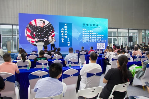 艾瑞卡全屋定制發(fā)布整裝品牌“塞納春天”，定制+整裝進(jìn)軍新藍(lán)海