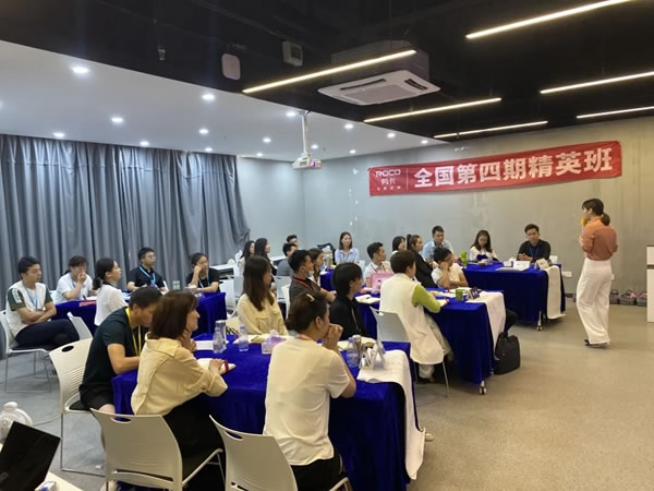 勞卡全屋定制新秀班＆精英班順利畢業(yè)啦！