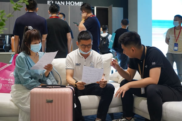 伊戀全屋定制“有度”之路，打破邊界，開拓發(fā)展新可能