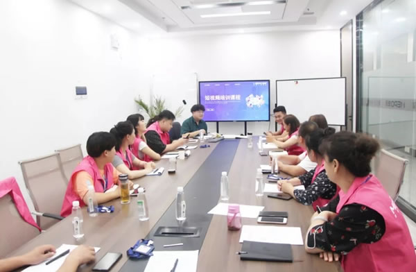 善學(xué)篤行 學(xué)以致用丨魅派智能全屋定制七月新商集訓(xùn)營(yíng)圓滿(mǎn)結(jié)課！