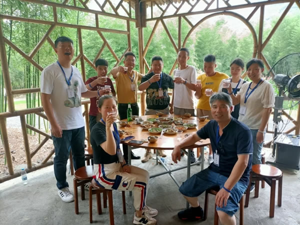 慕宸生活團(tuán)建 | 五湖四海聚一廠 情同手足友誼長