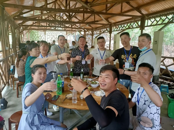 慕宸生活團(tuán)建 | 五湖四海聚一廠 情同手足友誼長