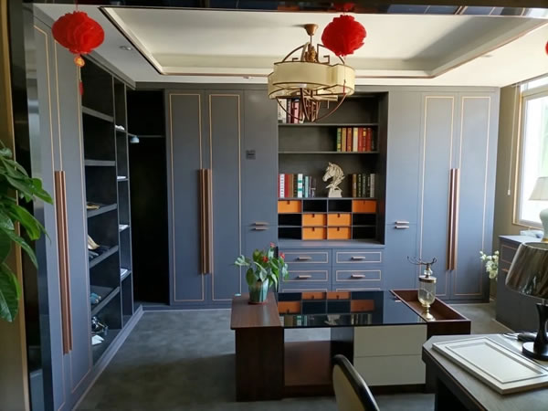 伊思特集團(tuán)工廠智能共享展廳落地，伊思特集團(tuán)數(shù)字化進(jìn)程全面啟動(dòng)