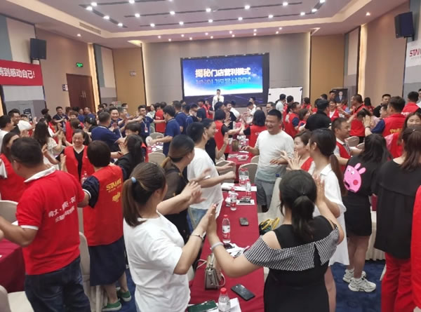 帥太全屋定制感恩19年-我們贈輕春 | 7月賦能培訓(xùn)會火爆啟動