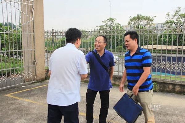 省科技型中小企業(yè)技術(shù)創(chuàng)新中心領(lǐng)導(dǎo)蒞臨《老木匠木業(yè)有限公司》實(shí)地評(píng)審省科技項(xiàng)目