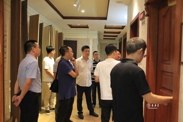 省科技型中小企業(yè)技術(shù)創(chuàng)新中心領(lǐng)導(dǎo)蒞臨《老木匠木業(yè)有限公司》實(shí)地評(píng)審省科技項(xiàng)目