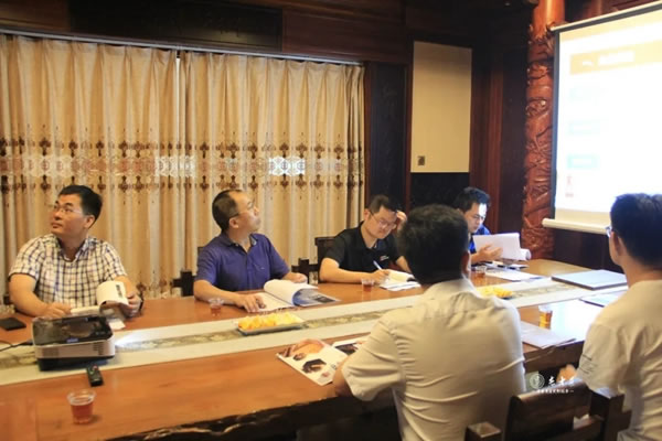 省科技型中小企業(yè)技術(shù)創(chuàng)新中心領(lǐng)導(dǎo)蒞臨《老木匠木業(yè)有限公司》實(shí)地評(píng)審省科技項(xiàng)目