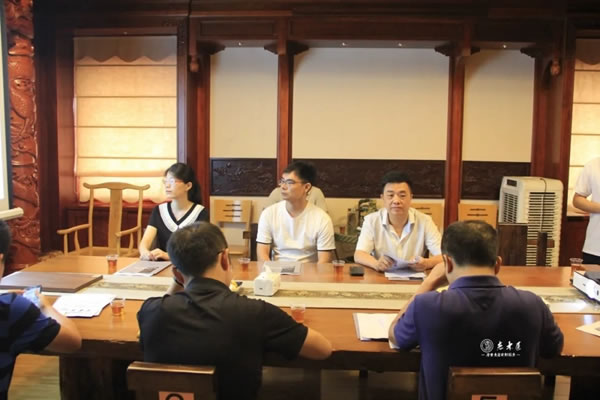 省科技型中小企業(yè)技術(shù)創(chuàng)新中心領(lǐng)導(dǎo)蒞臨《老木匠木業(yè)有限公司》實(shí)地評(píng)審省科技項(xiàng)目