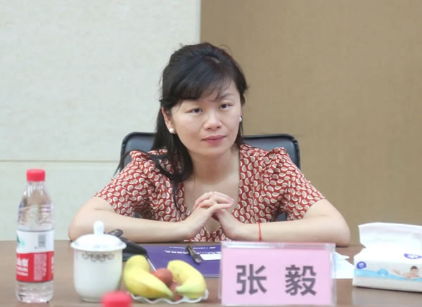 推動(dòng)數(shù)字化轉(zhuǎn)型｜南海區(qū)經(jīng)促局、工業(yè)互聯(lián)網(wǎng)產(chǎn)業(yè)聯(lián)盟領(lǐng)導(dǎo)專家蒞臨耀東華指導(dǎo)交流