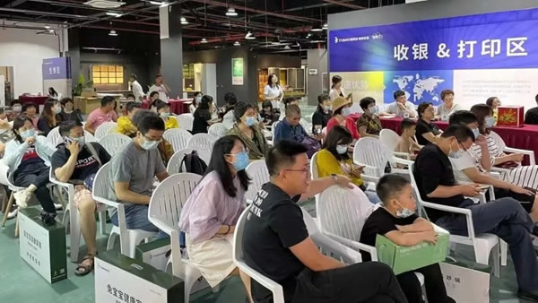 兔寶寶全屋定制工廠行 讓消費(fèi)者省錢省心更放心
