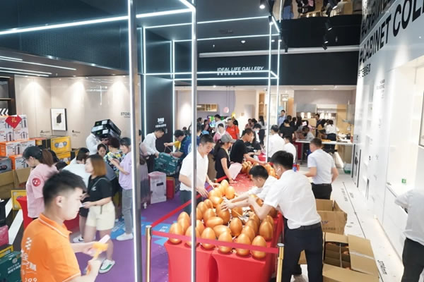伊戀全屋定制|619超級(jí)工廠購暨財(cái)富品鑒會(huì)圓滿落幕！