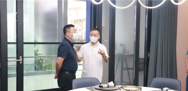 佛山市南海區(qū)領(lǐng)導(dǎo)顧耀輝一行蒞臨BSPH寶思派智能家居參觀調(diào)研指導(dǎo)