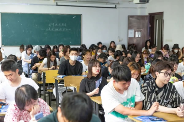 安徽省第八屆工業(yè)設計大賽“客來福杯”專項賽線下宣講—安徽大學站圓滿落幕