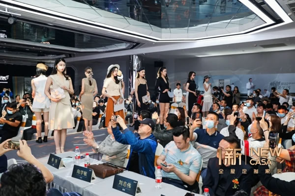 1新衣柜廚柜摩登輕復(fù)古新品盛大發(fā)布！