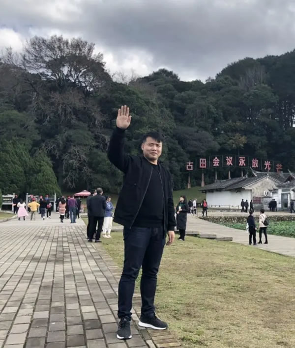 桔家全屋定制周清發(fā)：深耕產(chǎn)品開發(fā)設(shè)計