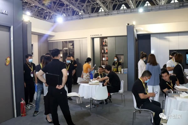 卡登萊全屋定制|西安國(guó)際家具展--相聚西安，共贏未來