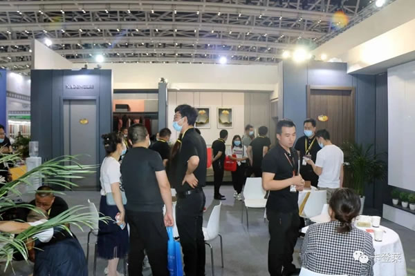 卡登萊全屋定制|西安國(guó)際家具展--相聚西安，共贏未來