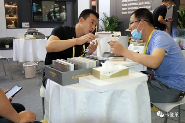 卡登萊全屋定制|西安國(guó)際家具展--相聚西安，共贏未來