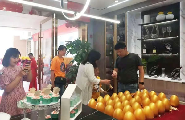 合生雅居全屋定制江陰店宏業(yè)駿開