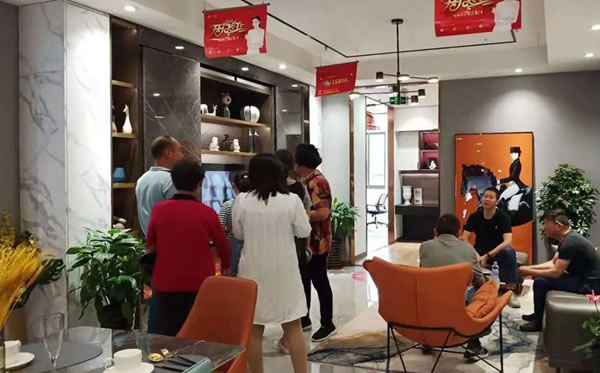 合生雅居全屋定制江陰店宏業(yè)駿開