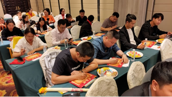 AI家居西南戰(zhàn)區(qū)經(jīng)銷商大會(huì)圓滿落幕！