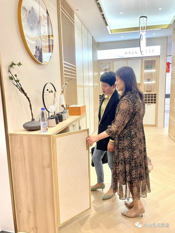 舟山裕海貿(mào)易——櫻花整體廚房衣柜舟山店啟動試營業(yè)啦！