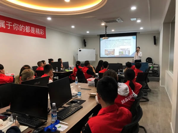 陽(yáng)光林森全屋定制2021第三期設(shè)計(jì)師培訓(xùn)班圓滿結(jié)業(yè)
