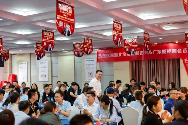 客來福202101期雛鷹計劃特訓(xùn)營，一起乘風(fēng)破浪！