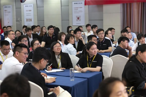 客來福202101期雛鷹計劃特訓(xùn)營，一起乘風(fēng)破浪！