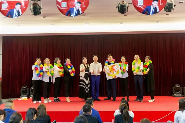 客來福202101期雛鷹計劃特訓(xùn)營，一起乘風(fēng)破浪！