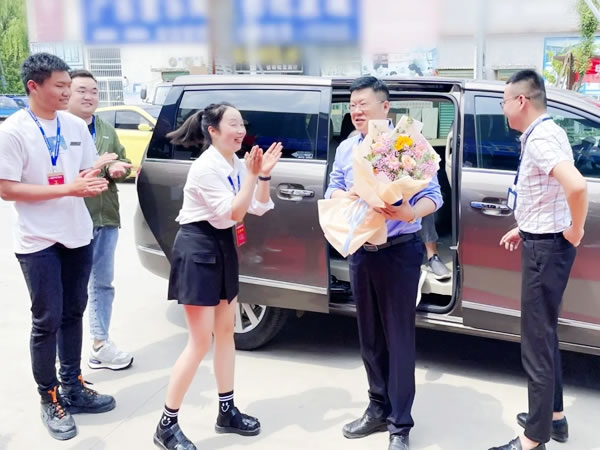 魅派全屋定制董事長任遠軍空降太和旗艦店，同筑千萬大商，攜手共贏未來！