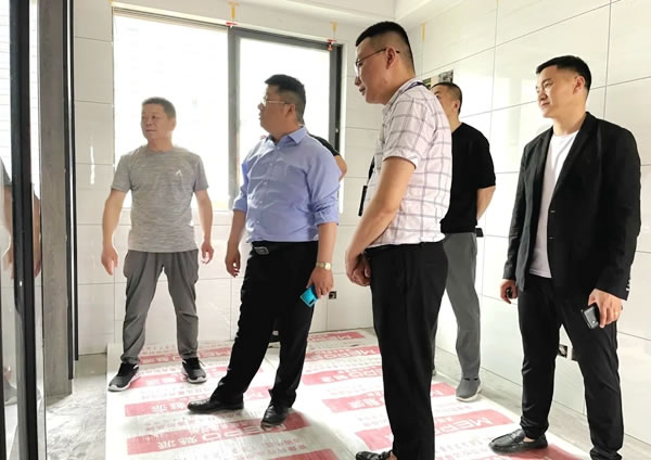 魅派全屋定制董事長任遠軍空降太和旗艦店，同筑千萬大商，攜手共贏未來！