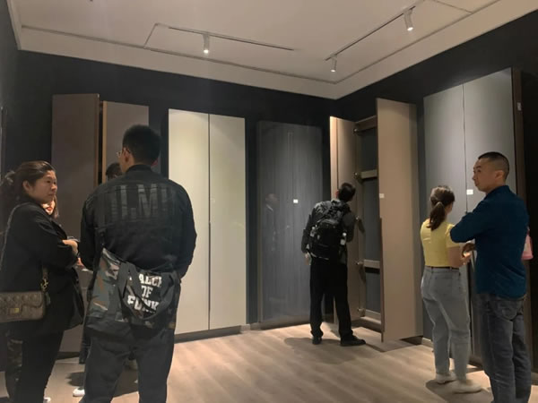 鼎配全屋定制2021年春季新品發(fā)布會(huì)圓滿(mǎn)落幕！