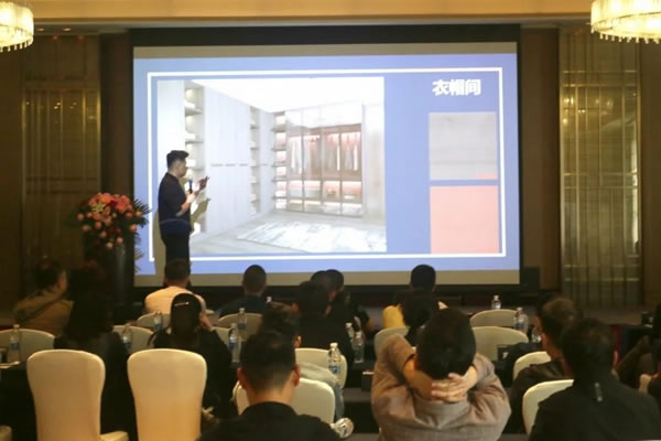 鼎配全屋定制2021年春季新品發(fā)布會(huì)圓滿(mǎn)落幕！