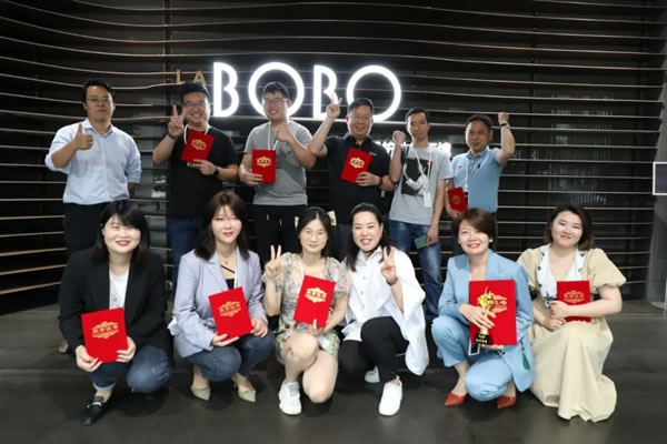 LA`BOBO全巖板家居商學(xué)院第一屆結(jié)營，助力終端新力量