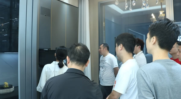 余工大家居一行蒞臨BSPH寶思派智能家居參觀考察