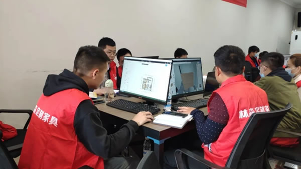 陽(yáng)光林森全屋定制2102期設(shè)計(jì)師培訓(xùn)班圓滿結(jié)業(yè)