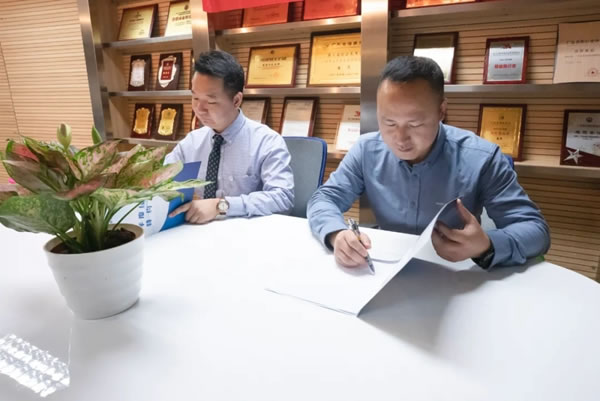 簡鉆全屋定制＆庫博丨強強聯(lián)合，共贏未來!