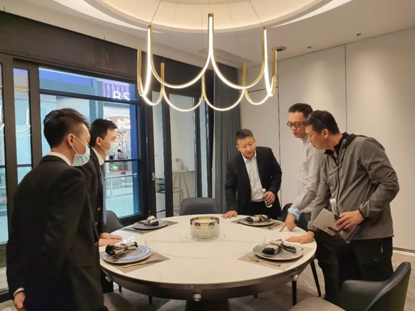 珠江地產(chǎn)設(shè)計(jì)總監(jiān)一行考察BSPH寶思派智能家居