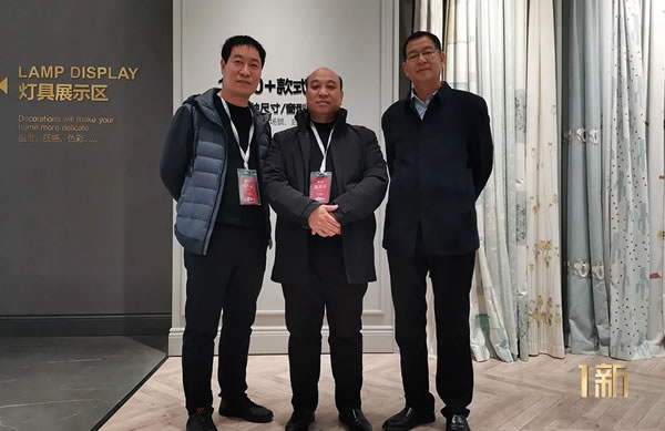 在路上，在1新衣柜廚柜，遇見(jiàn)更好的將來(lái)